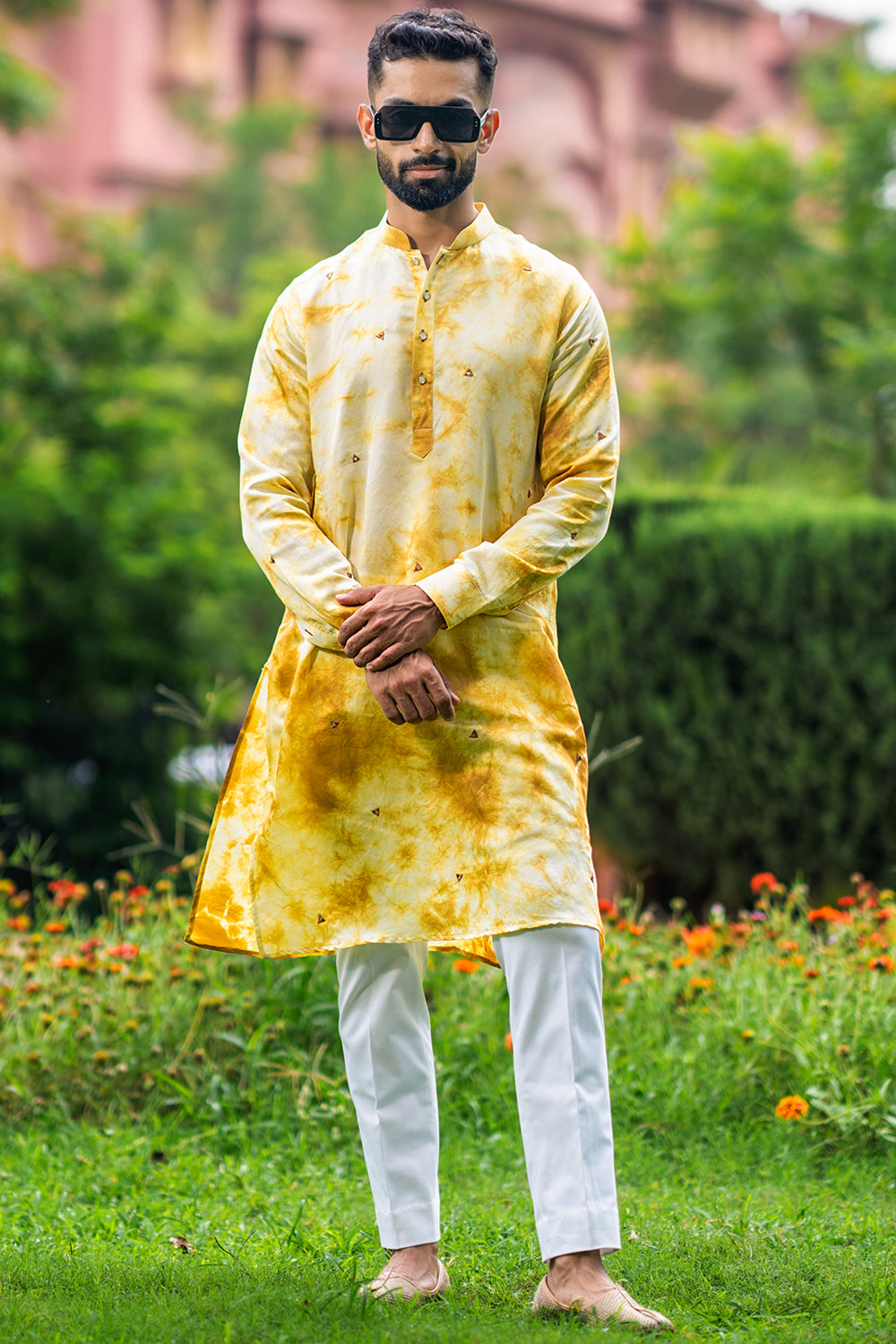 Medallion Yellow Shibori In Linen Satin Kurta