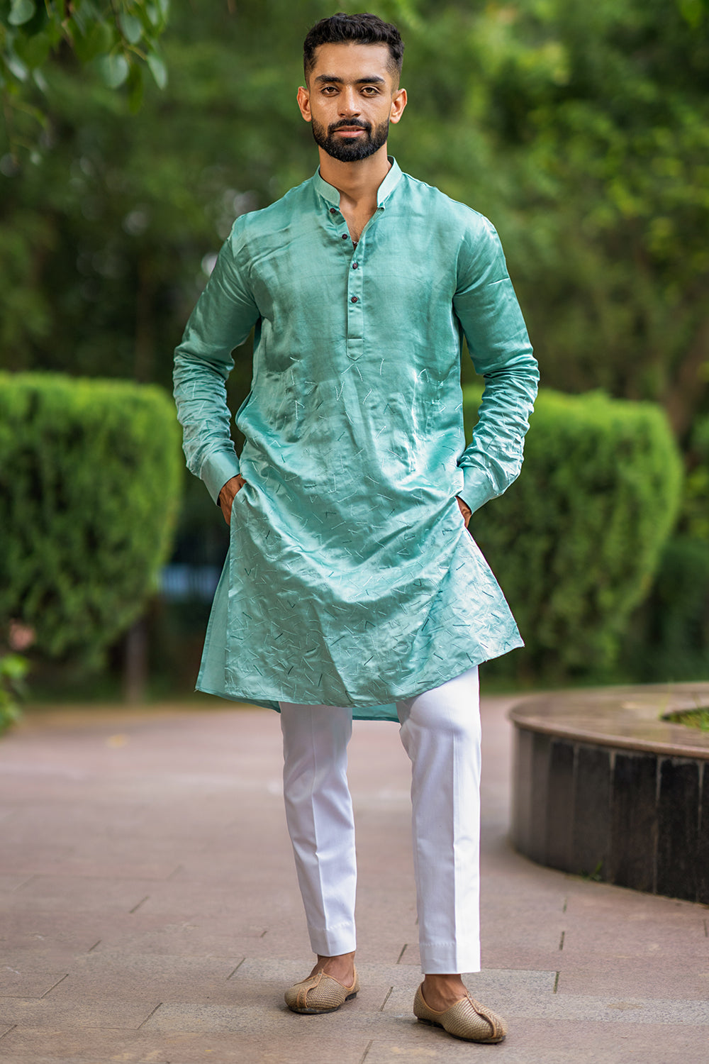Aqua Blue Kurta With Abstract Embroidery Detailing