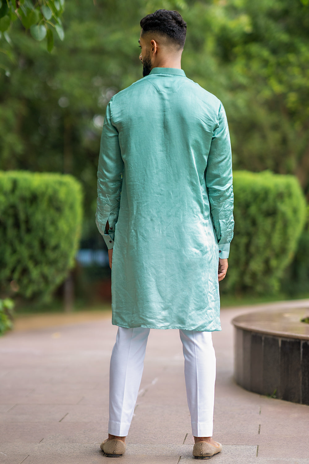 Aqua Blue Kurta With Abstract Embroidery Detailing
