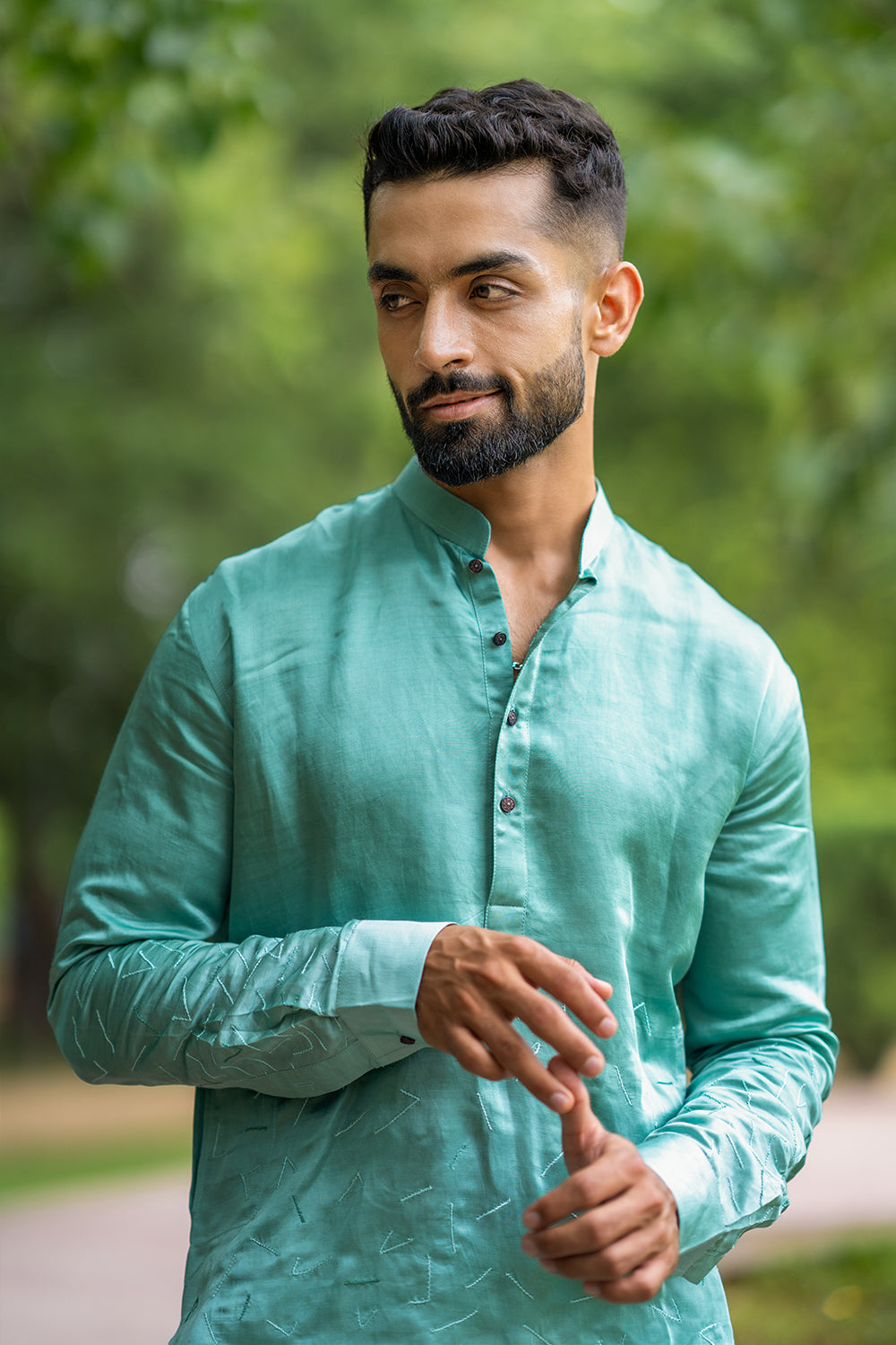 Aqua Blue Kurta With Abstract Embroidery Detailing