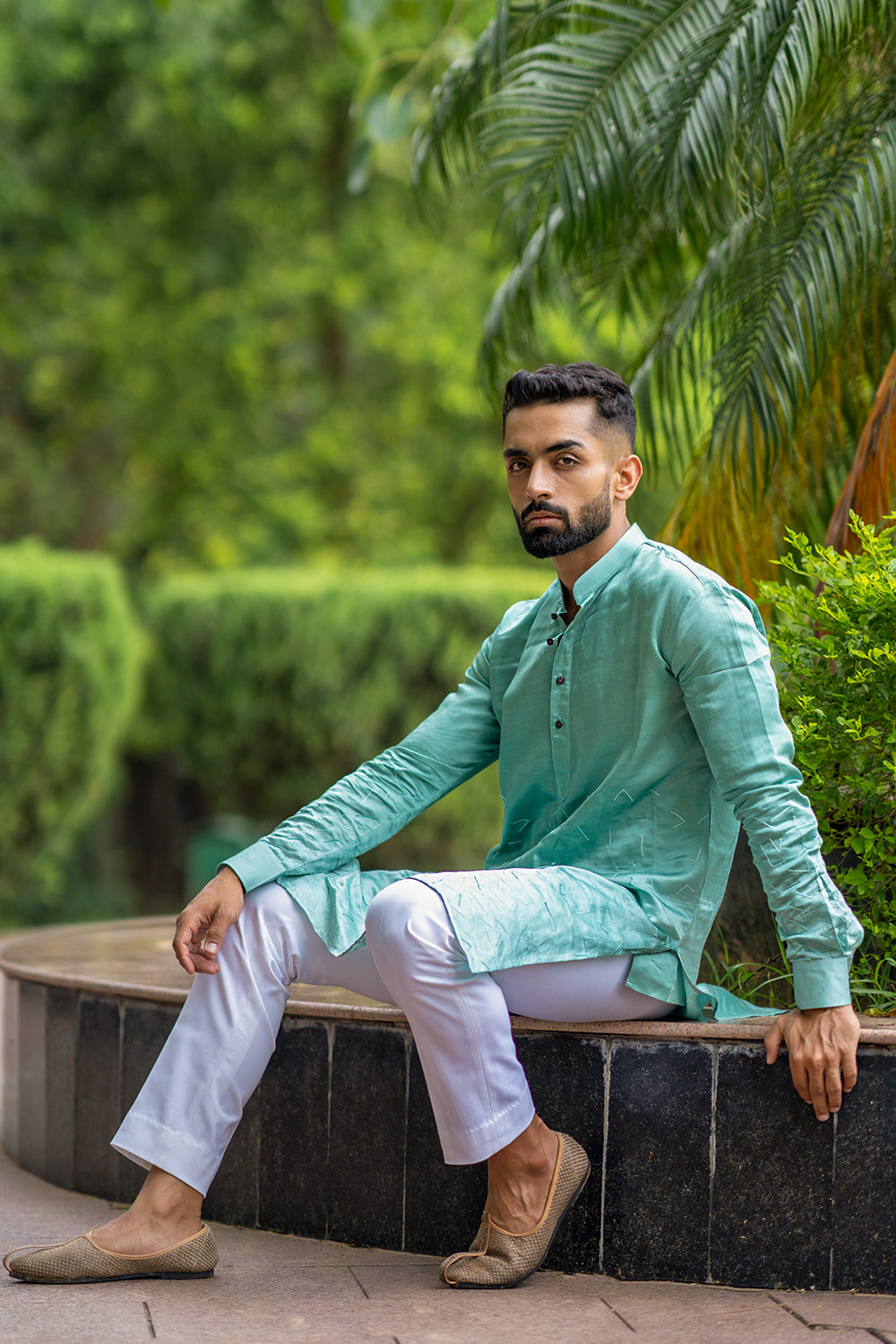 Aqua Blue Kurta With Abstract Embroidery Detailing