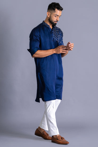 Cross-Cross Threadwork Detail On Shoulder Kurta