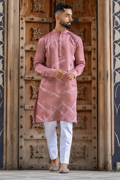 Abstract Lines Kurta With Ivory And Tone-On-Tone Embroidery