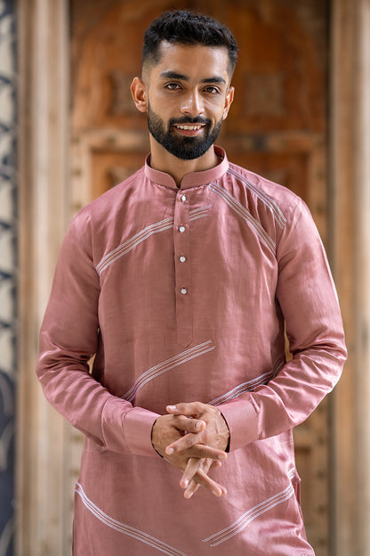 Abstract Lines Kurta With Ivory And Tone-On-Tone Embroidery