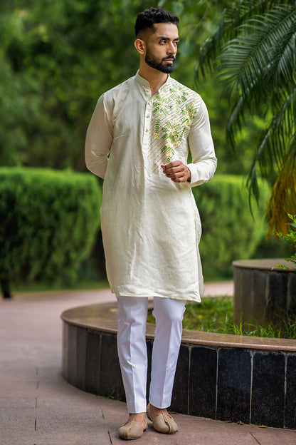 Ivory Kurta With Thread Work On One Side
